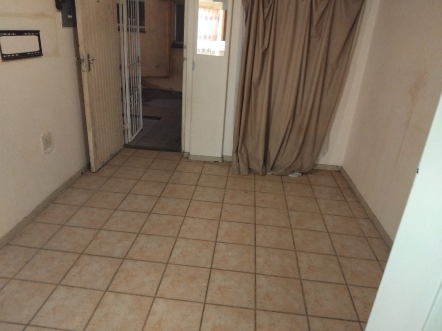 1 Bedroom Property for Sale in Wilkoppies North West